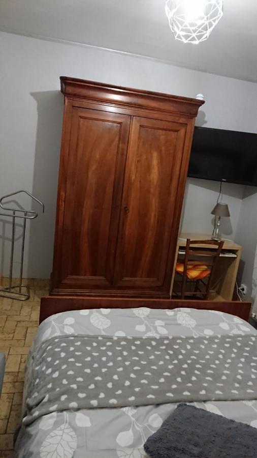 Oldani Apartment Antran Екстериор снимка
